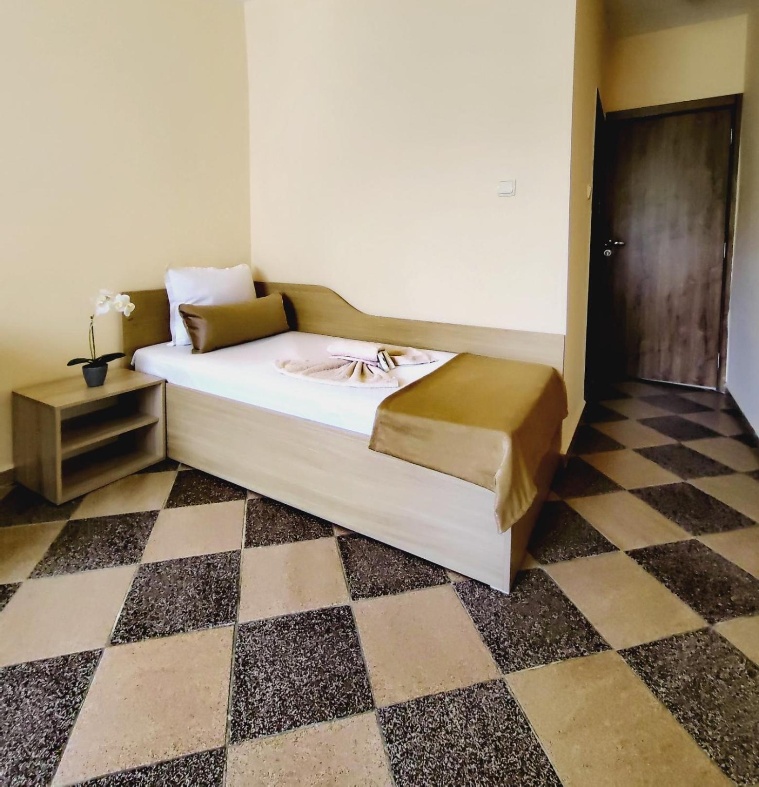 Hotel Angy Sables d'or Extérieur photo